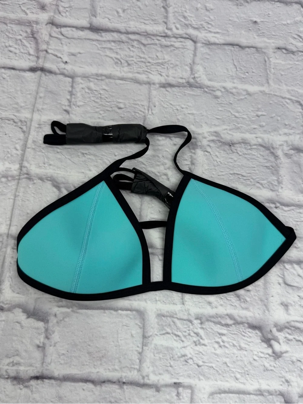 triangl Chloe Bikini Top in Santa Rosa Splash Sz M Blue NWOT's Beach Pool Swim